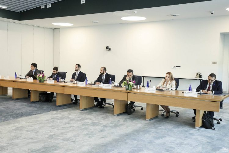 ՀՀ ԱԳՆ-ն մանրամասներ է հայտնել Միրզոյան-Բլինքեն-Բայրամով հանդիպումից
