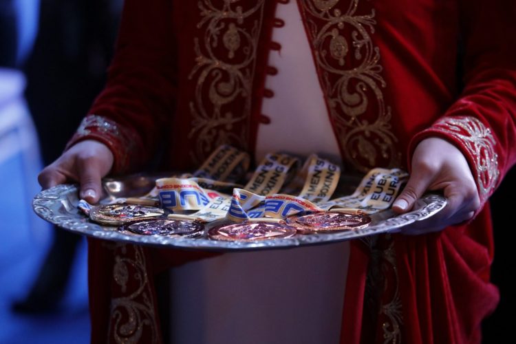 Представители Армении завоевали в 2023 году 110 медалей на чемпионатах мира и Европы