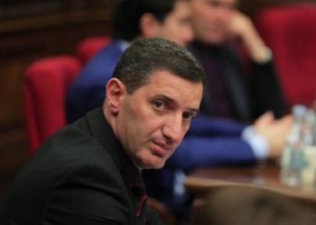 Նախկին պատգամավոր Գևորգ Պետրոսյանը 17 մետր բարձրությունից ընկել է ձորը․ ԶԼՄ