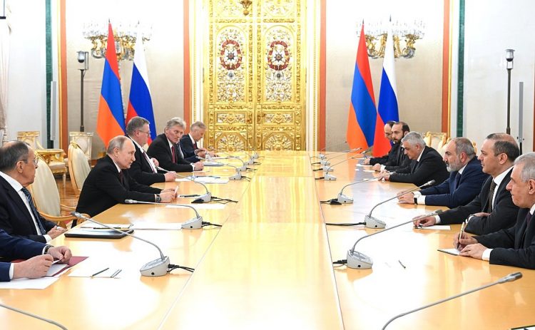 Փաշինյանը Պուտինի հետ խոսել է հաղորդակցությունների ապաշրջափակմանն ուղղված Երևանի պատրաստակամության մասին