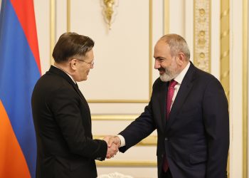Пашинян обсудил с главой «Росатома» строительство новой АЭС в Армении