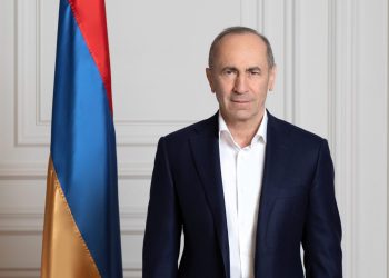 Վերջնագրային պահանջներն իմ մասով անտեղի և վիրավորական են․ Քոչարյանը՝ Արցախի ԱԺ-ին
