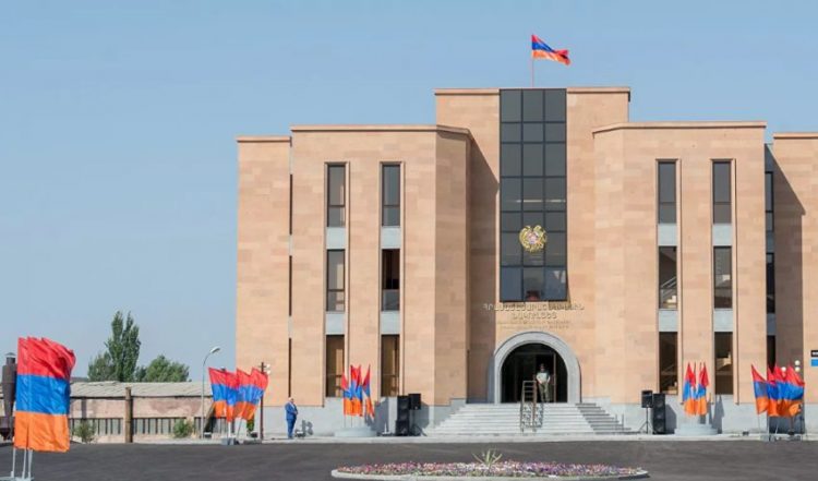Հայաստանի իշխանությունները միավորել են ռազմական բուհերը՝ ռազմական ակադեմիա ստեղծելու համար