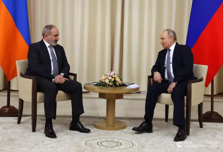 Пашинян и Путин начали встречу с обсуждения кризиса в Нагорном Карабахе