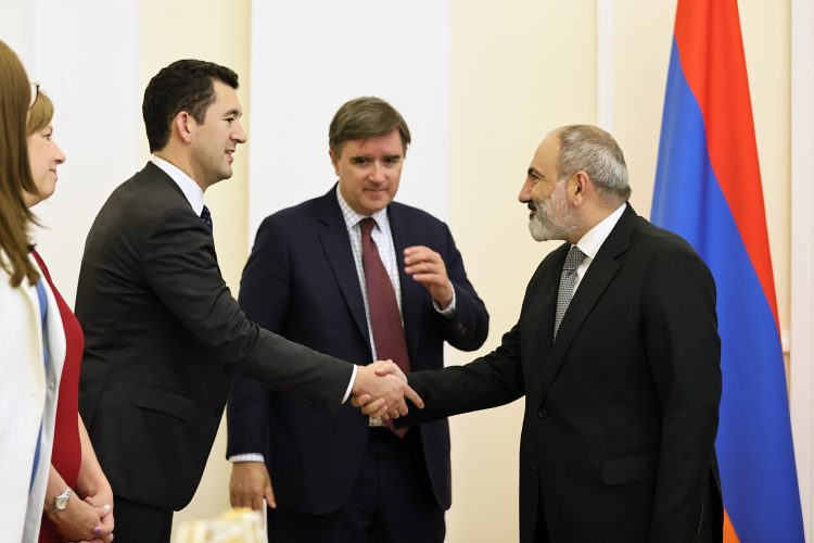 Փաշինյանն ընդունել է ԱՄՆ պետքարտուղարության պատվիրակությանը․ քննարկվել է սահմանային իրավիճակը