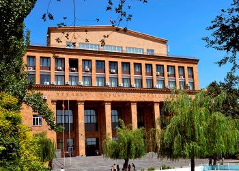 ԵՊՀ-ում և այլ բուհերում աղմկահարույց ձերբակալություններ են սպասվում. «Ժողովուրդ»