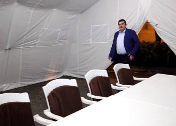 Եթե 1 շաբաթում արցախահայության վիճակը չշտկվի, կդիմենք կոշտ միջոցների. Արցախի նախագահը միացել է նստացույց անող քաղաքացիներին
