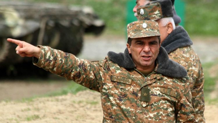«Меня выбрали мишенью»: экс-командующий Армией обороны ответил на обвинения из изолятора