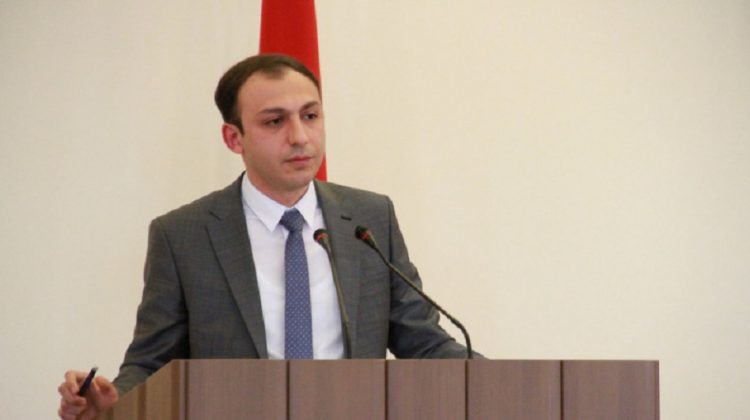 Հայաստանի հանրային հեռուստատեսության կողմից Արցախը Լեռնային Ղարաբաղով փոխարինելը տարակուսանք է առաջացնում․ Արցախի ՄԻՊ