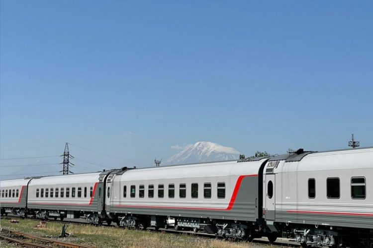 Երևան-Բաթումի-Երևան երթուղով միջազգային գնացքի երթևեկը վերականգնվել է