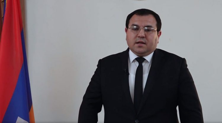 Արցախի պետնախարարը հայտարարել է համաժողովրդական խաղաղ պայքար սկսելու մասին