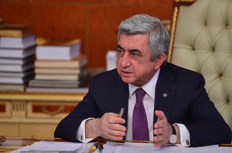 «Կանգնեցրե՛ք հումանիտար աղետն Արցախում»․ Սերժ Սարգսյանը դիմել է Բայդենին, Պուտինին և Մակրոնին