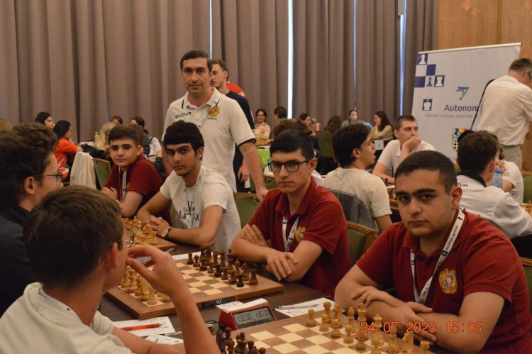 Եվրոպայի պատանիների թիմային առաջնությունում հայ շախմատիստները հաղթել են Ավստրիայի և Հունգարիայի թիմերին