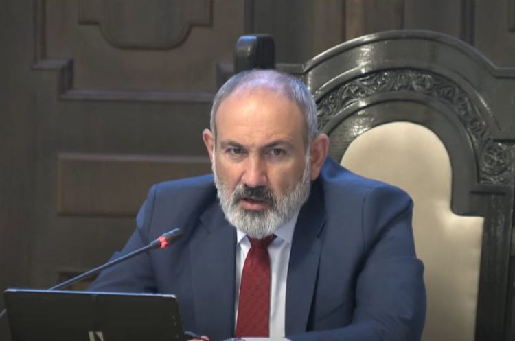 Пашинян сообщил о планах Азербайджана открыть выезд из Нагорного Карабаха по Лачинскому коридору