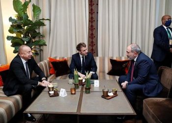 Մակրոնը «նոր դիվանագիտական ​​նախաձեռնություն» է խոստացել՝ վերացնելու Լաչինի միջանցքի շրջափակումը