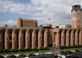 Երևանում մեկնարկել է ավագանու նախընտրական քարոզարշավը