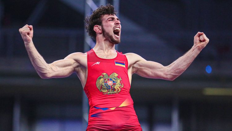 Арсен Арутюнян взял бронзу на чемпионате мира по вольной борьбе в Белграде