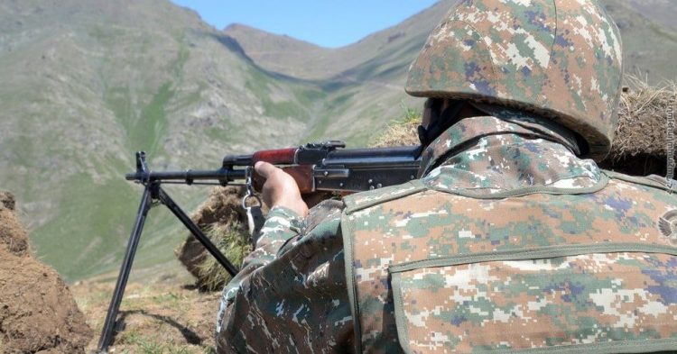 Минобороны Армении опровергло сообщение Баку об обстреле азербайджанских позиций