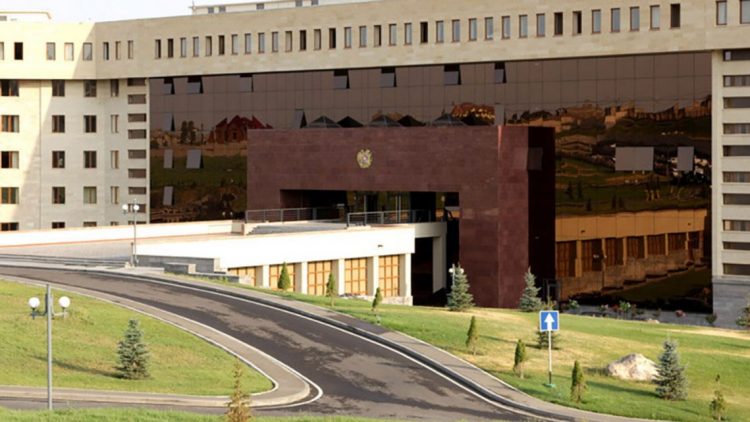 Минобороны Армении сообщило еще о двух погибших с армянской стороны во время перестрелки в Сотке
