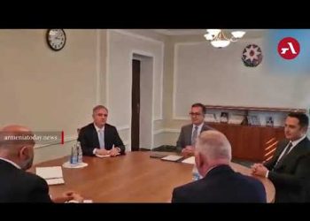 Եվլախում սկսվել է Բաքվի և ԼՂ հայերի ներկայացուցիչների երրորդ հանդիպումը