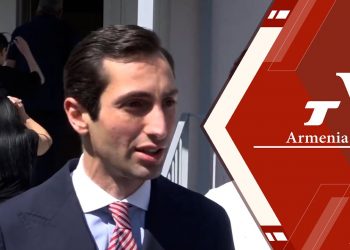 Դավիթ Խաժակյանը մասնակցում է Երևանի ավագանու ընտրությունների քվեարկությանը (ուղիղ)