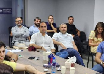 Փաշինյանը կնոջ հետ կեսգիշերին գնացել է ՔՊ շտաբ, քննարկվել է Մարությանի հարցը