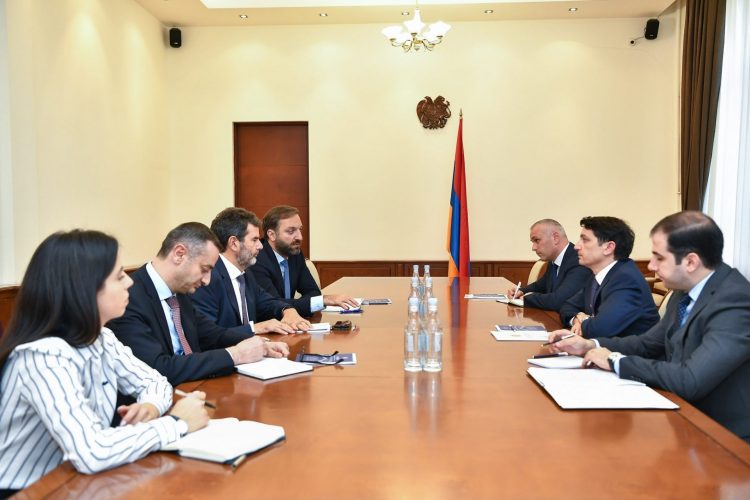 ՎԶԵԲ-ը հայտնել է Արցախից տեղահանվածներին աջակցության պատրաստակամության մասին