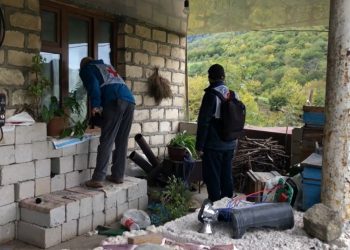 ԿԽՄԿ-ն Արցախում կյանքի նշաններ է որոնում, իսկ ձմեռը սարերի հետևում չէ