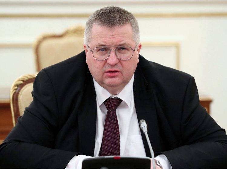 Минздрав разъяснил порядок получения арцахцами медпомощи в Армении в рамках госзаказа