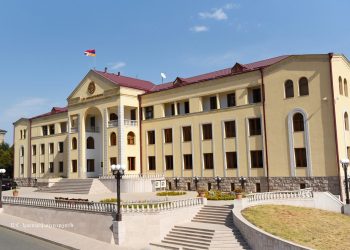 Արցախի կառավարության կողմից տարբեր քաղաքացիներից բնակարաններ կամ գույք գնելու լուրերը կեղծ են․ տեղեկատվական շտաբ