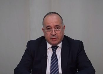 Ինձ հեռացրին պաշտոնից ադրբեջանական կողմի պահանջները չընդունելու համար․ ՊՆ նախկին նախարարը հայտարարել է քաղաքական պայքար սկսելու մասին