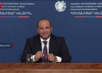 Սոցապ նախարարը ներկայացրել է արցախցիներին տրամադրվող աջակցության ծրագրերի գործընթացները