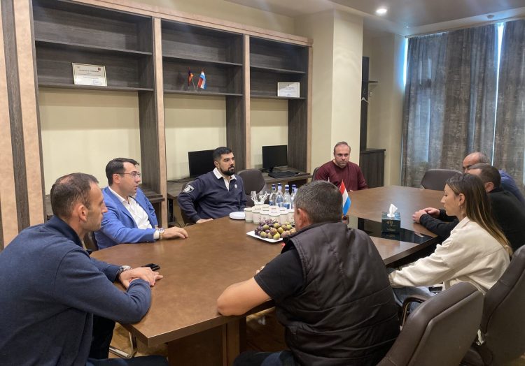 Տեղահանվելուց առաջինը բասկետբոլային գնդակներն է վերցրել․ հանդիպում՝ արցախցի մարզիչների հետ