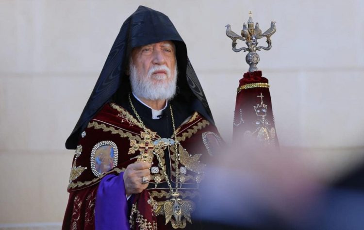 Ադամ Շիֆն Արամ Ա-ին հրավիրել է աղոթքով հանդես գալ ԱՄՆ Ներկայացուցիչների պալատի բացման նիստին