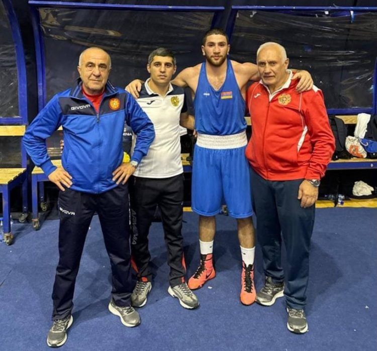 Шесть армянских боксеров вышли в полуфинал чемпионата Европы