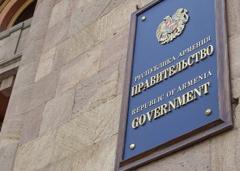 Լրատվամիջոցները հայտնում են հաշվետվությունից առաջ նախարարների ակտիվության մասին