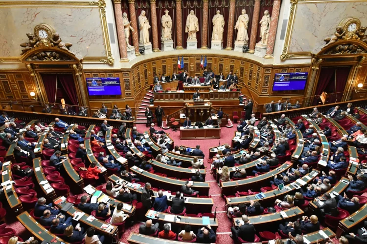 Сенат Франции рассмотрит резолюцию о призыве ввести санкции против Баку