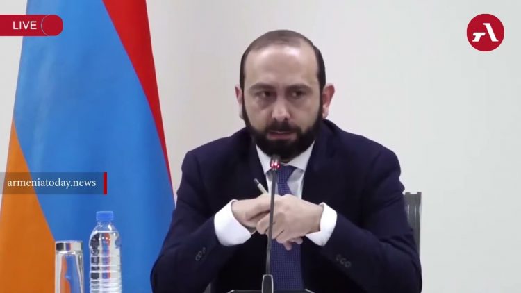 Мирзоян допустил предоставление Азербайджану новых данных о минах в Нагорном Карабахе