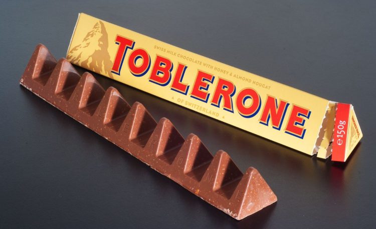 Հոնկոնգում և Թուրքիայում շվեյցարական «Toblerone» շոկոլադում պլաստիկ են հայտնաբերել