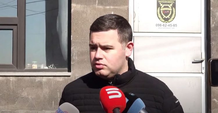 МВД сообщило о двух пострадавших при пожаре на складе завода в Ереване