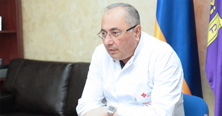 Դատարանը բժշկական կեղծ եզրակացության համար Արմեն Չարչյանին պայմանական ազատազրկման է դատապարտել