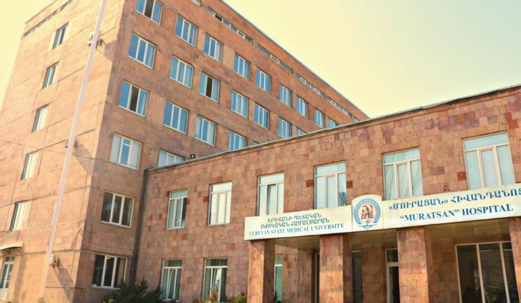 Медцентр «Мурацан» сообщил о состоянии отравившихся угарным газом детей