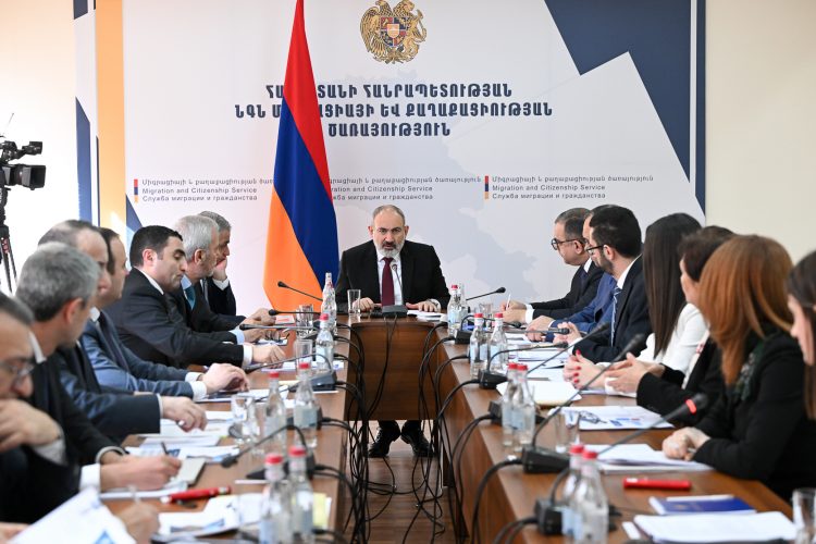 Փաշինյանը պարզաբանել է, թե ինչու են Մեղրիում ու Վարդենիսում օպտիմալացնում պետական կառույցները