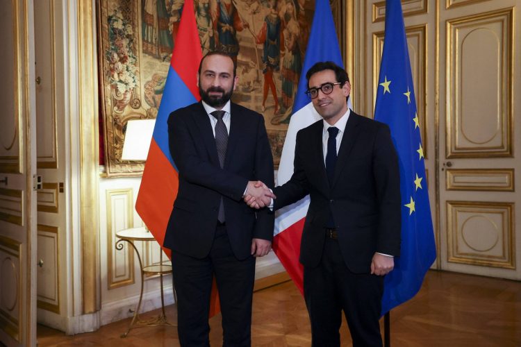 Միրզոյանը Սեժուրնեին հայտնել է Ադրբեջանի հետ հարաբերությունների կարգավորման սկզբունքները