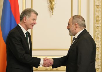 Փաշինյանը Մյունխենում հանդիպել է Մեծ Բրիտանիայի գաղտնի հետախուզական ծառայության ղեկավարի հետ