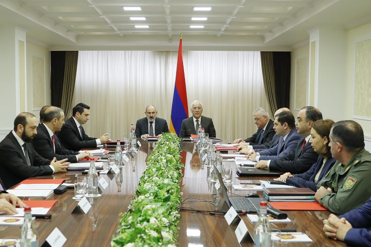 Անվտանգության խորհրդի նիստում քննարկել են ռազմավարական բնույթի հարցեր