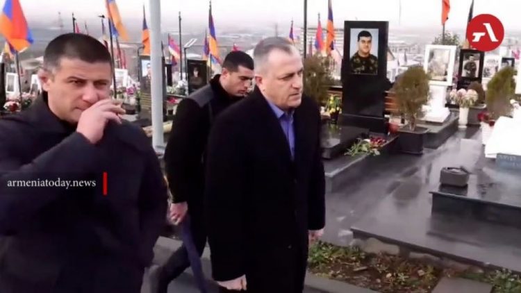 СМИ раскрыли причины «недовольства» властей Армении главой Арцаха
