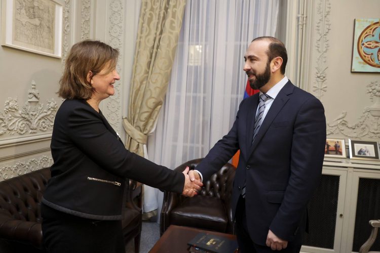 Արարատ Միրզոյանը Նատալի Լուազոյի հետ քննարկել է տարածաշրջանային հարցեր