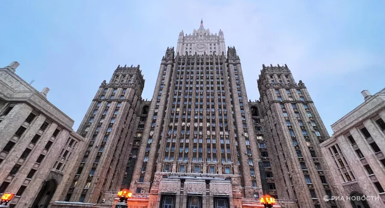 Москва обвинила Лондон в стремлении превратить Армению в инструмент борьбы против России в регионе
