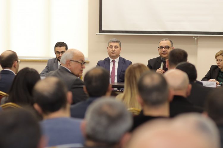 ՀՀ իշխանությունները քննարկում են արցախցիների համար սոցիալական բնակարաններ կառուցելու հնարավորությունը